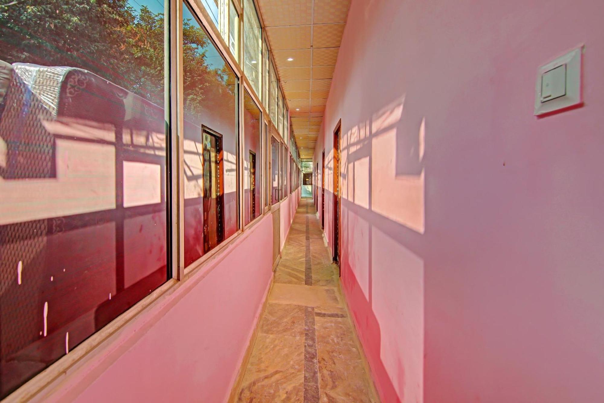 Hotel O Gg Farms Meerut Bagian luar foto